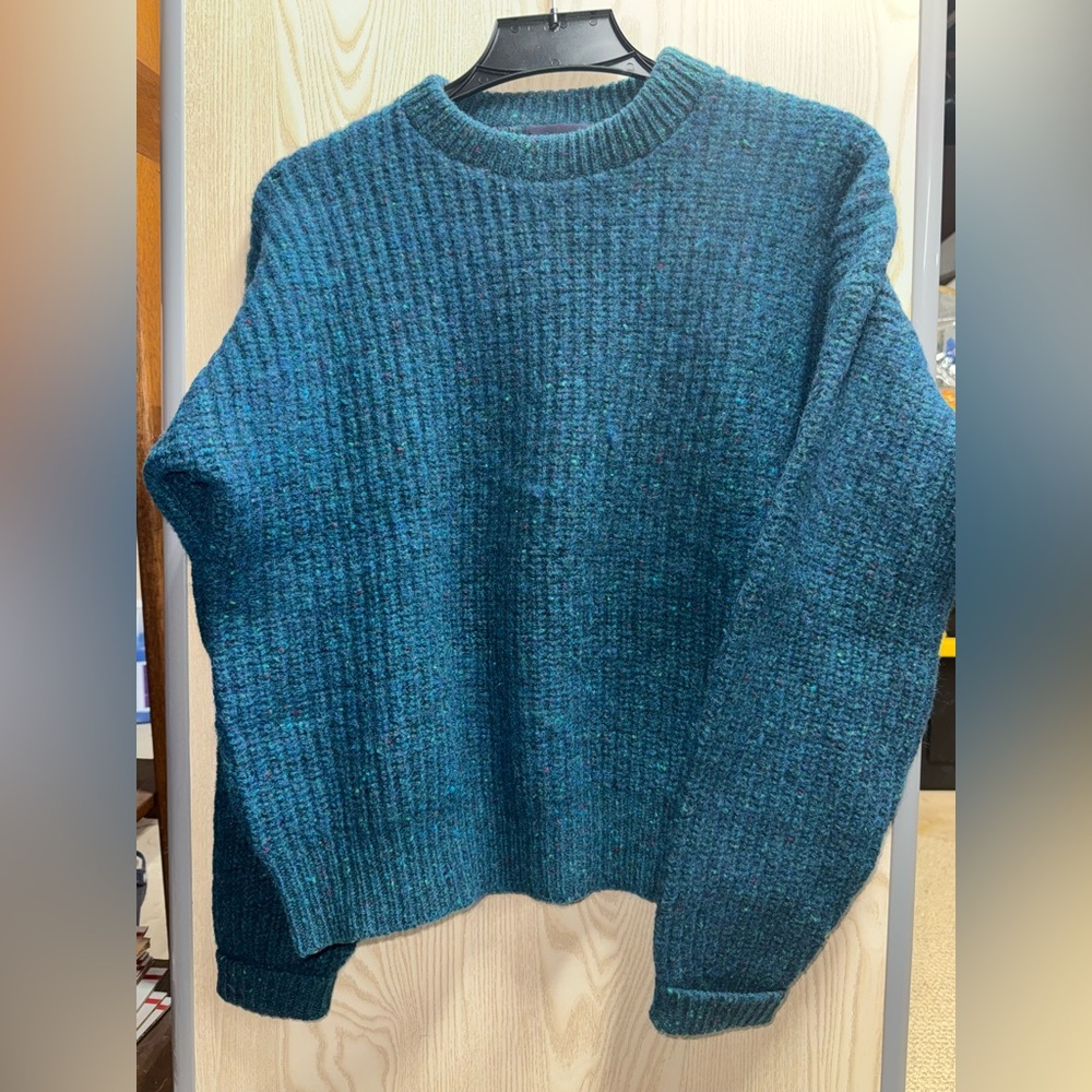 Kreeger sweater - Picture 1 of 2